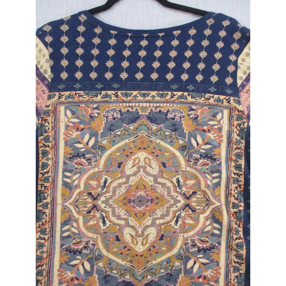 Lucky Brand Women 1X Navy Blue Medallion Scarf Print Short Sleeve Scoop Neck Top